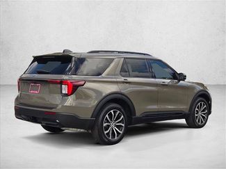New 2026 Ford Explorer ST-Line w/ Premium Package video 2