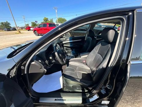 Used 2015 INFINITI Q40 AWD w/ Moonroof Package image 15