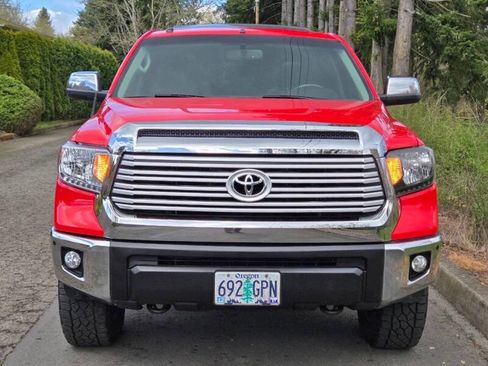 Used 2014 Toyota Tundra Limited w/ Limited Premium Package AWD/4WD image 7