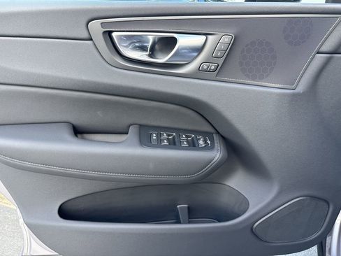 New 2026 Volvo XC60 B5 Core image 7