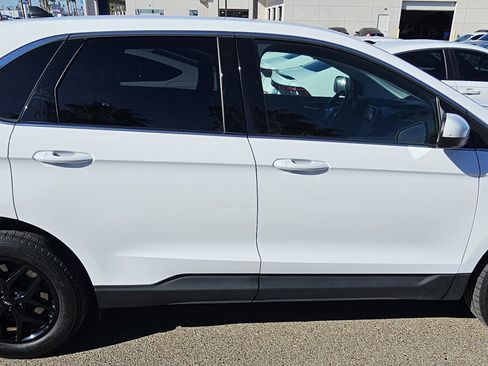 Used 2024 Ford Edge SEL image 4