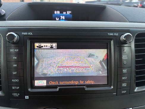 Used 2013 Toyota Sienna AWD image 24