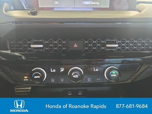 Used 2024 Honda Accord Sport image 29