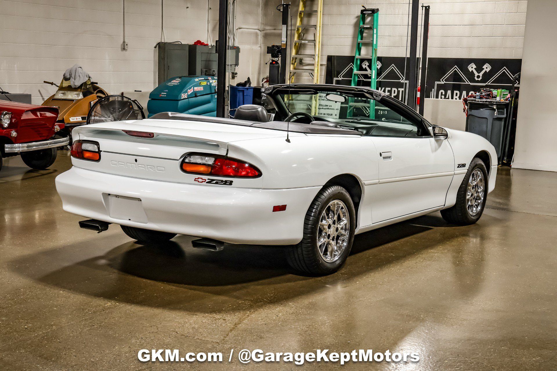 Used 2002 Chevrolet Camaro Z28 RWD image 23