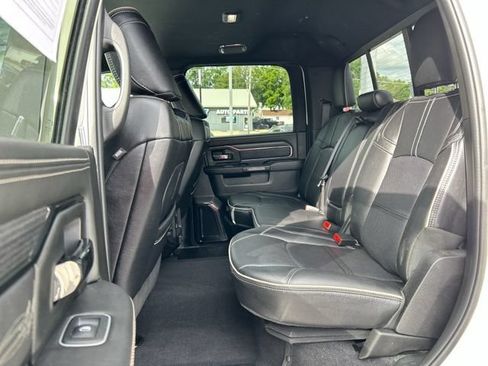 Used 2024 RAM 2500 Limited AWD/4WD image 18