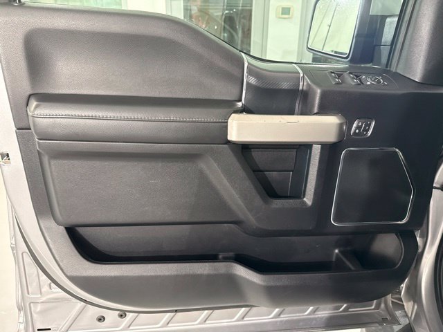 Used 2020 Ford F150 Lariat w/ Equipment Group 502A Luxury AWD/4WD image 15