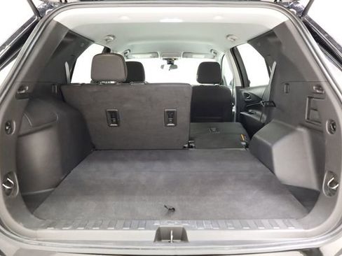 Used 2024 Chevrolet Equinox LT FWD image 31