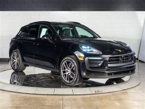 Used 2026 Porsche Macan AWD/4WD image 7