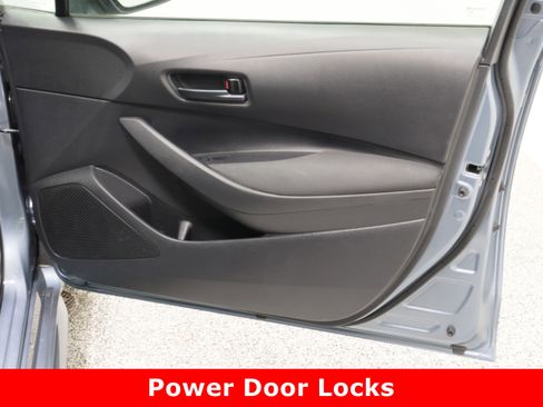 Used 2024 Toyota Corolla LE image 31