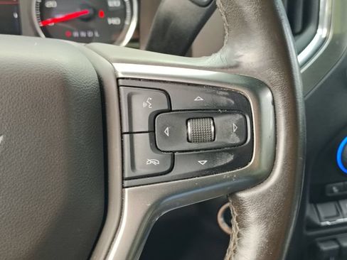 Used 2020 Chevrolet Silverado 1500 LTZ AWD/4WD image 31
