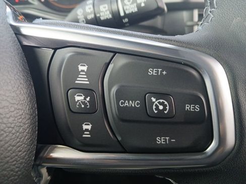 New 2026 Jeep Wrangler Unlimited Sahara AWD/4WD image 25