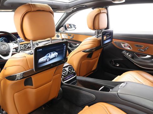 Used 2019 Mercedes-Benz Maybach S 560 4MATIC image 66