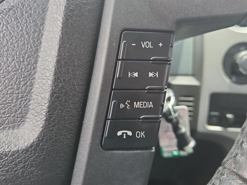 Used 2013 Ford F150 XLT w/ XLT Chrome Pkg RWD image 22