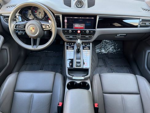 Used 2025 Porsche Macan w/ Premium Package Plus AWD/4WD image 12