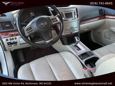 Used 2012 Subaru Outback 2.5i Limited w/ Moonroof Pkg image 8
