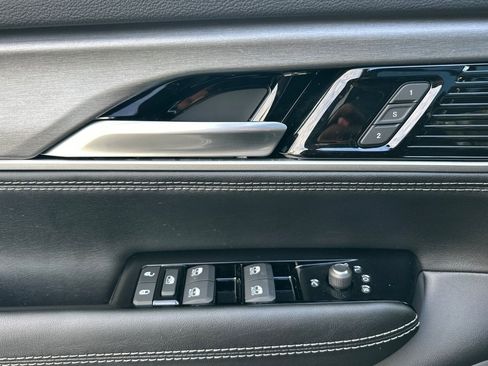 New 2026 Jeep Grand Wagoneer Limited image 10