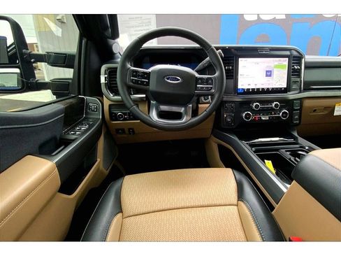 Used 2026 Ford F450 Lariat AWD/4WD image 6