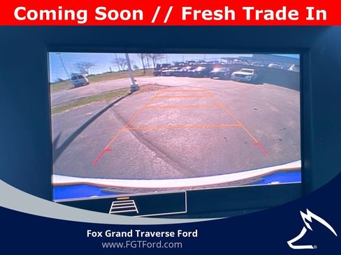 Used 2022 GMC Terrain SLE w/ Driver Convenience Package FWD image 21