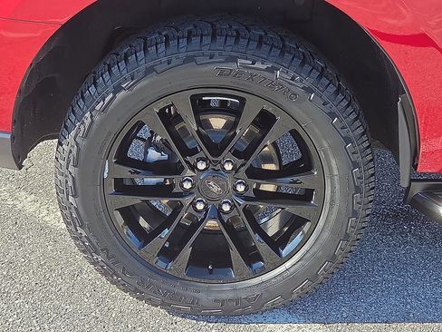 Used 2022 Ford Expedition XLT image 7