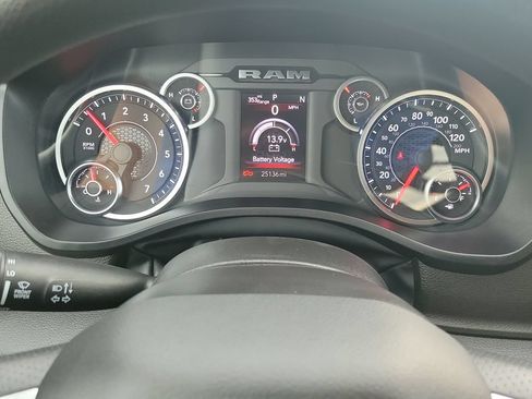 Used 2025 RAM 1500 Tradesman AWD/4WD image 24