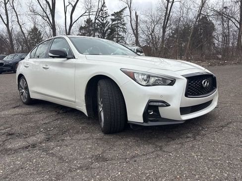Used 2023 INFINITI Q50 Sensory image 3