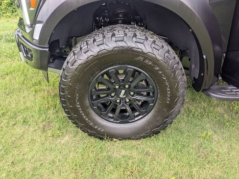 Used 2026 Ford F150 Raptor AWD/4WD image 10
