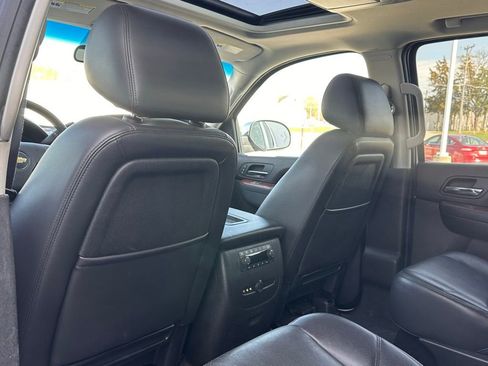 Used 2013 Chevrolet Tahoe LTZ image 13