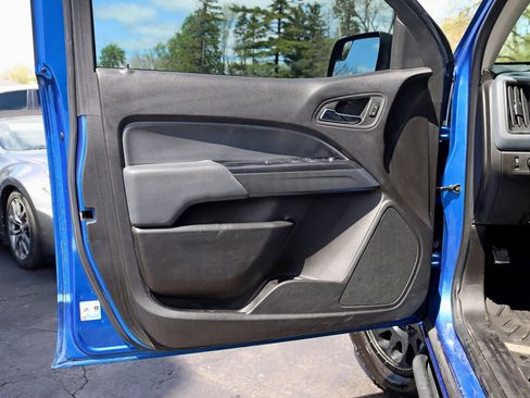 Used 2019 Chevrolet Colorado Z71 AWD/4WD image 32