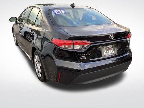 Used 2024 Toyota Corolla LE FWD image 7