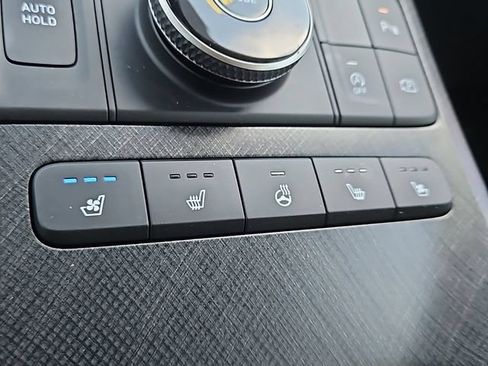 Used 2024 Hyundai Palisade Limited FWD image 23