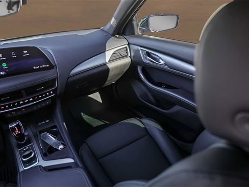 Certified 2025 Cadillac CT5 Premium Luxury image 30