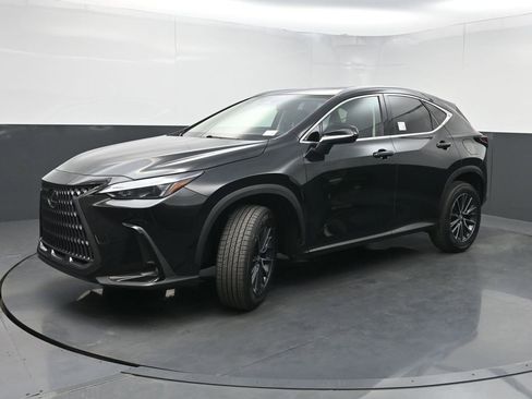 Used 2024 Lexus NX 250 FWD w/ Towing Package (2000 Lbs) image 20
