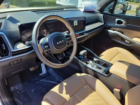 Used 2025 Kia Sorento SX Prestige w/ Olive Brown Leather Package image 24