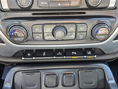 Used 2015 GMC Sierra 1500 SLT RWD image 17