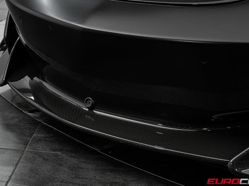 Used 2019 McLaren 600LT RWD image 13