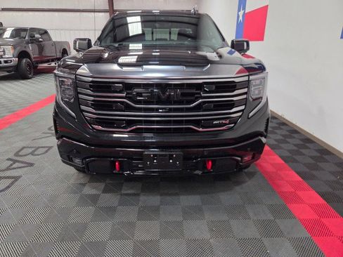 Used 2022 GMC Sierra 1500 AT4 w/ AT4 Premium Package image 18