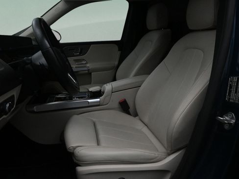 Used 2020 Mercedes-Benz GLB 250 image 16
