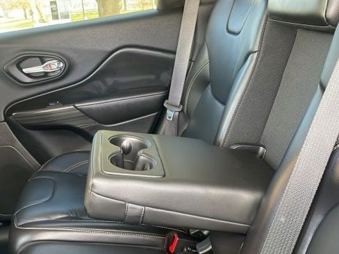 Used 2016 Jeep Cherokee High Altitude image 26