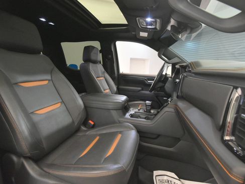 Used 2023 GMC Sierra 1500 AT4 w/ AT4 Premium Package image 15