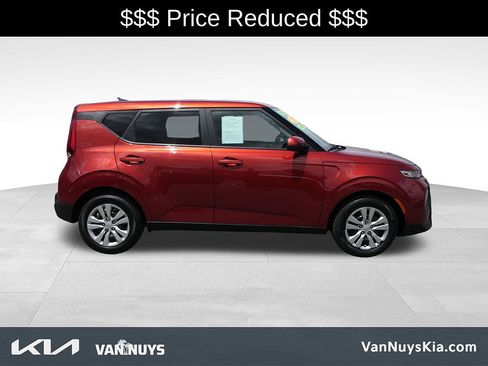 Used 2021 Kia Soul LX FWD image 30