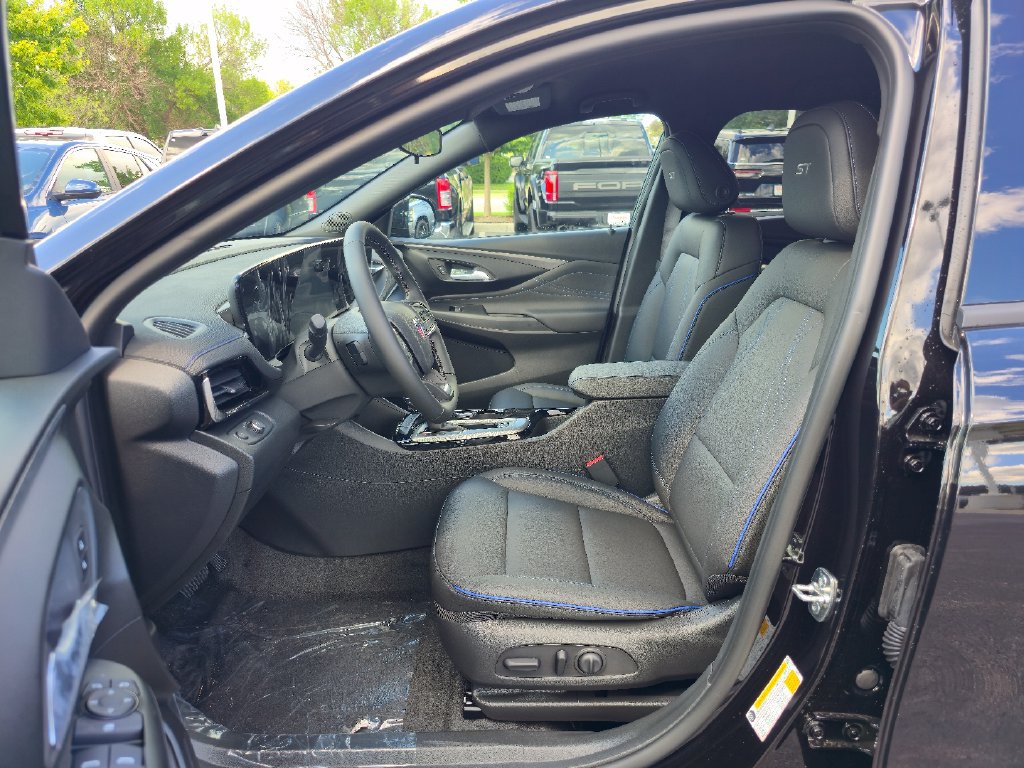 New 2026 Buick Envista Sport Touring w/ Convenience I Package FWD image 21