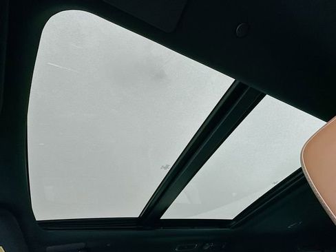 Used 2023 Lincoln Navigator L Reserve image 23