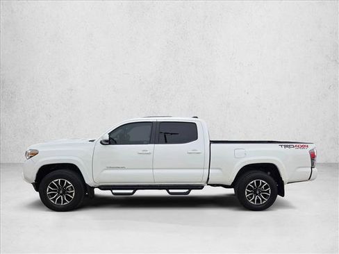 Certified 2022 Toyota Tacoma TRD Sport w/ Technology Package image 9