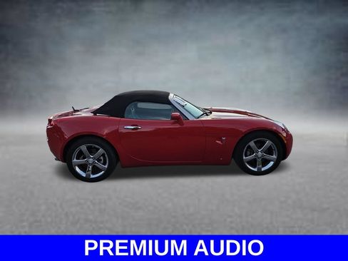 Used 2008 Pontiac Solstice Convertible w/ Premium Package RWD image 4