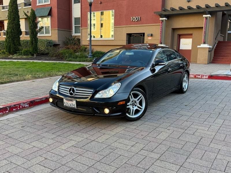 Used 2006 Mercedes-Benz CLS 500 image 2
