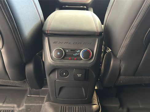 Certified 2025 Ford Explorer ST AWD/4WD image 29