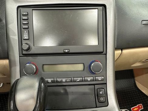 Used 2006 Chevrolet Corvette Convertible w/ Preferred Equipment Group image 15