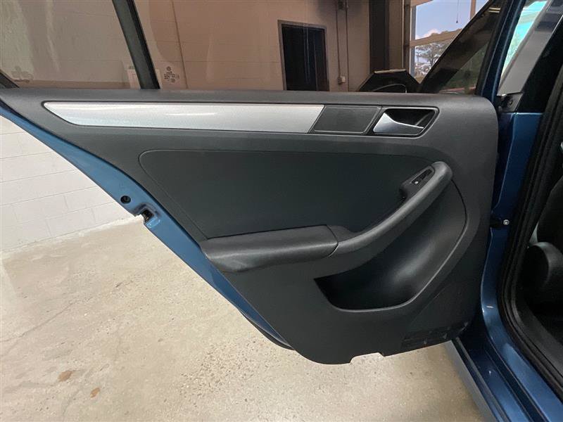 Used 2017 Volkswagen Jetta S FWD image 20