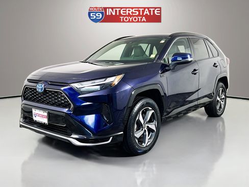 Certified 2022 Toyota RAV4 SE w/ Weather & Moonroof Package AWD/4WD image 3