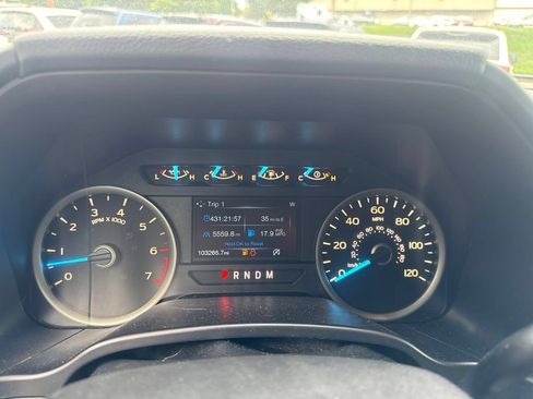 Used 2018 Ford F150 XLT w/ Equipment Group 302A Luxury AWD/4WD image 12